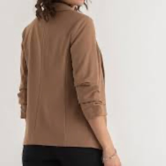 NWT ODDY Taupe Blazer size small J17 - Picture 1 of 2